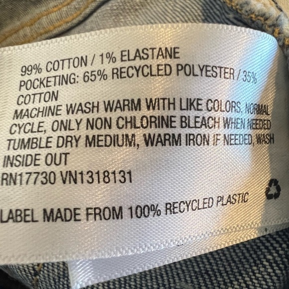 B6.1 NWT Wild Fable Highest Rise Baggy Jean Size 2 rise12, ins 31. - Picture 6 of 8